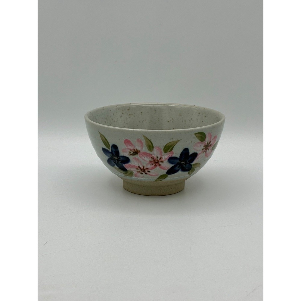 Signature Japanese  Cute Hand Painted Floral Stoneware Assorted 4.5" Bowl NEW